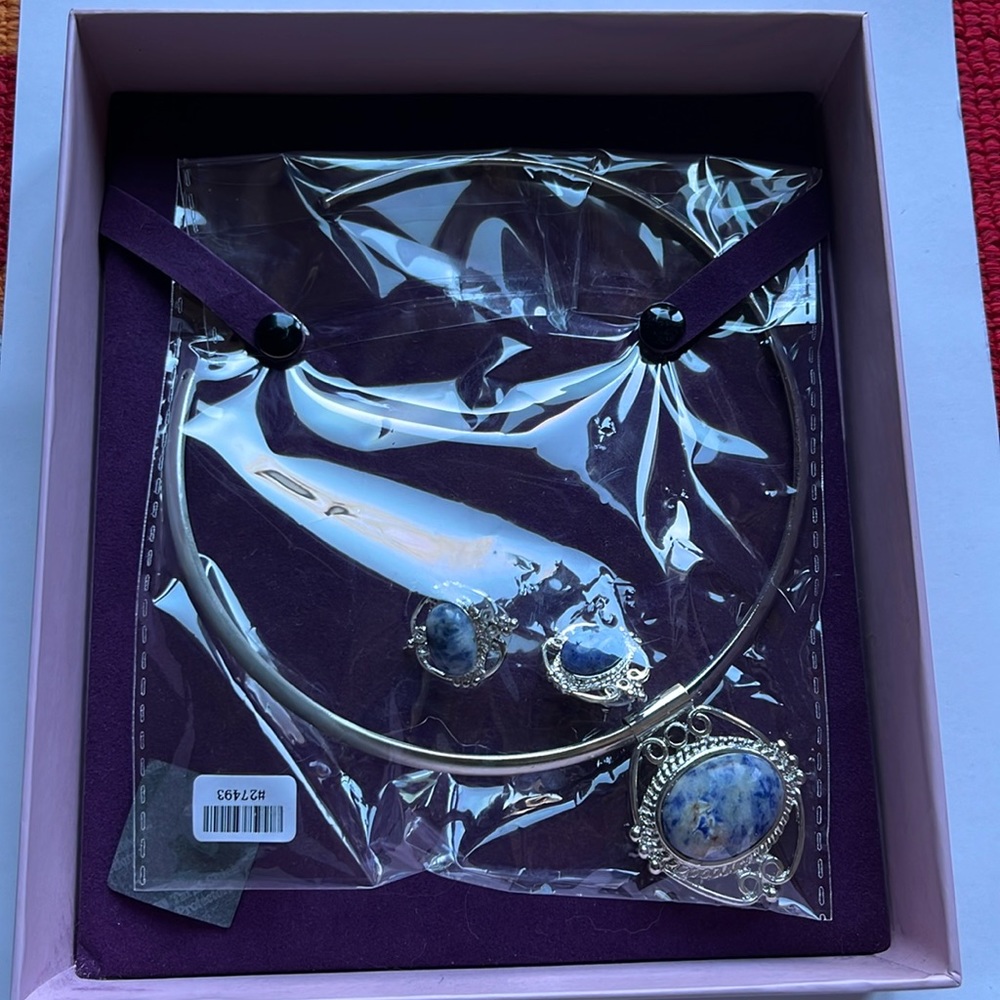 Choker and earring set